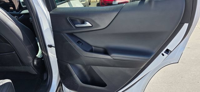 Used 2025 Chevrolet Equinox LT w/ Convenience Package II AWD/4WD image 13