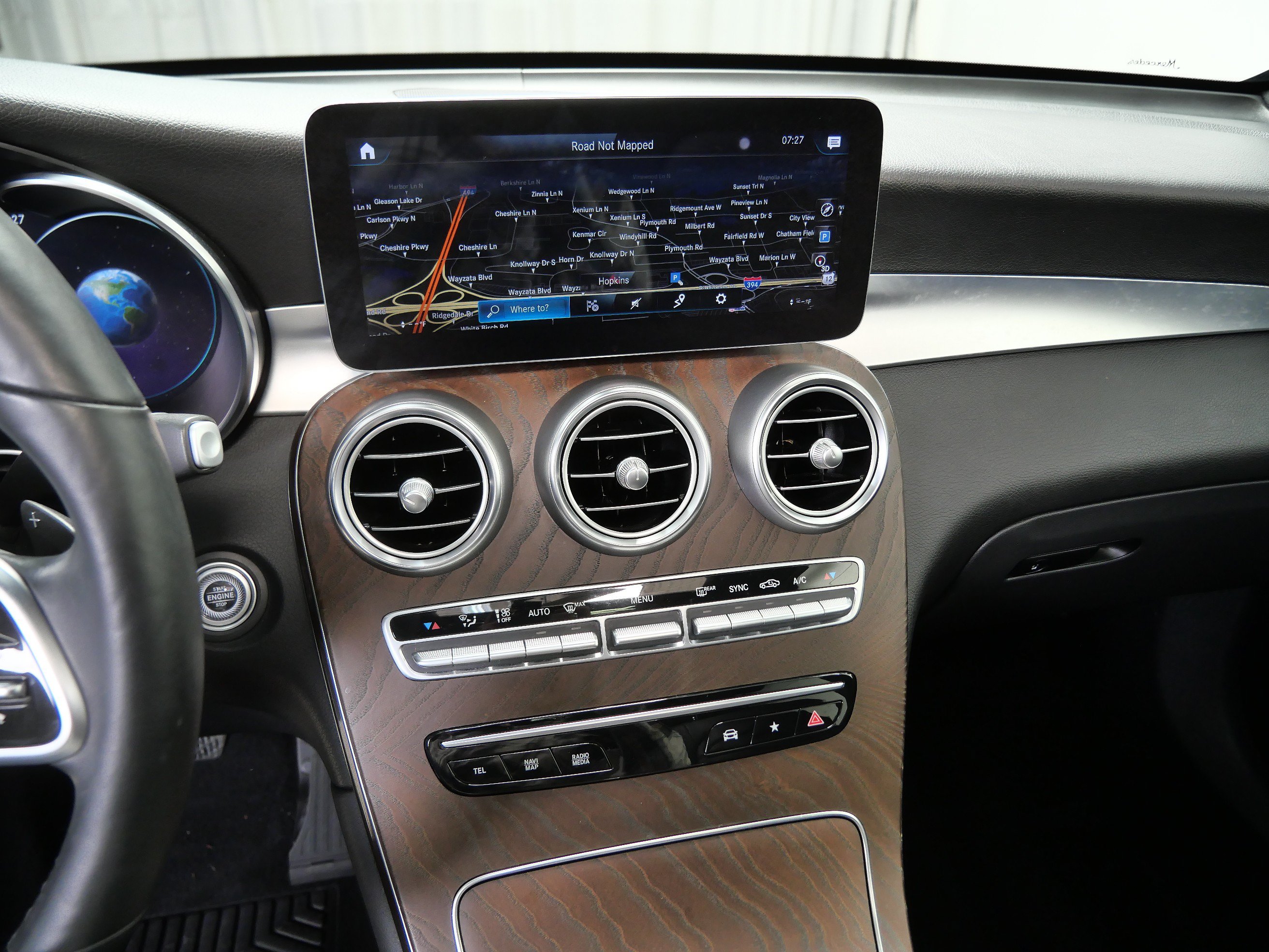 Certified 2021 Mercedes-Benz GLC 300 4MATIC image 19