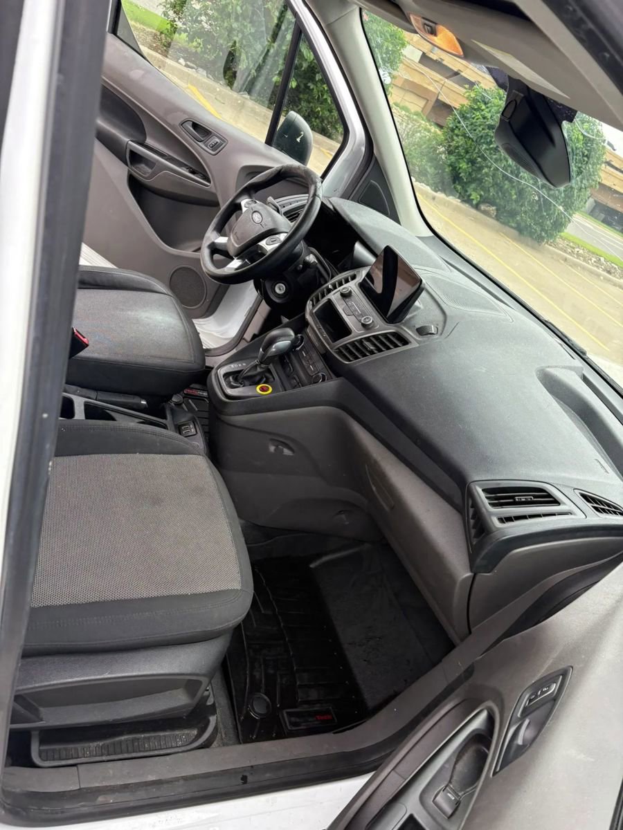 Used 2019 Ford Transit Connect XL FWD image 17