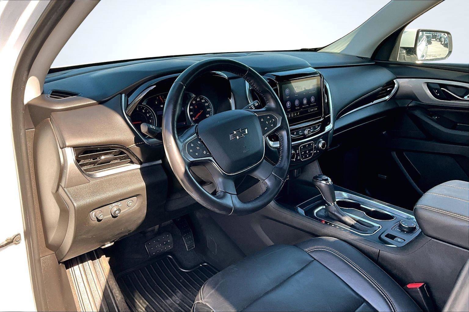 Used 2020 Chevrolet Traverse RS AWD/4WD image 15
