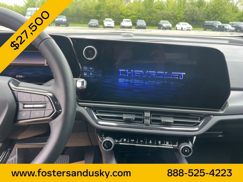 Used 2024 Chevrolet Equinox EV RS FWD image 11