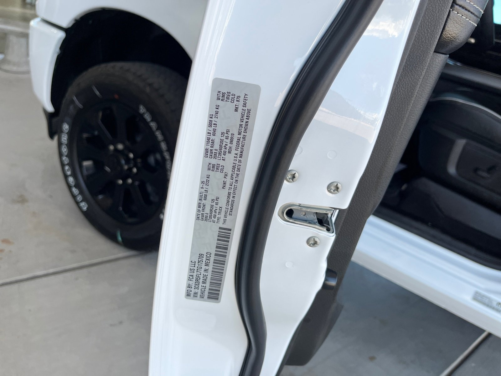 New 2026 RAM 2500 Laramie w/ Night Edition image 26