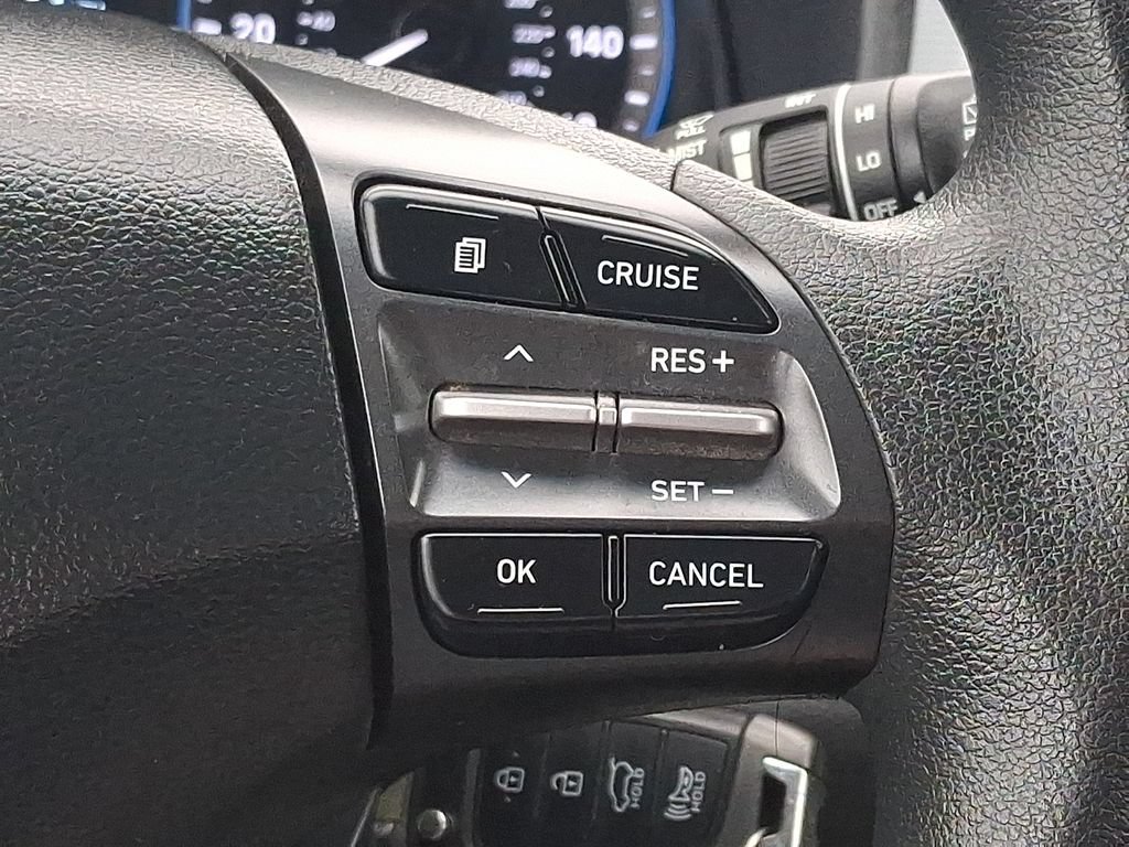 Used 2021 Hyundai Kona SE w/ Cargo Package AWD/4WD image 23