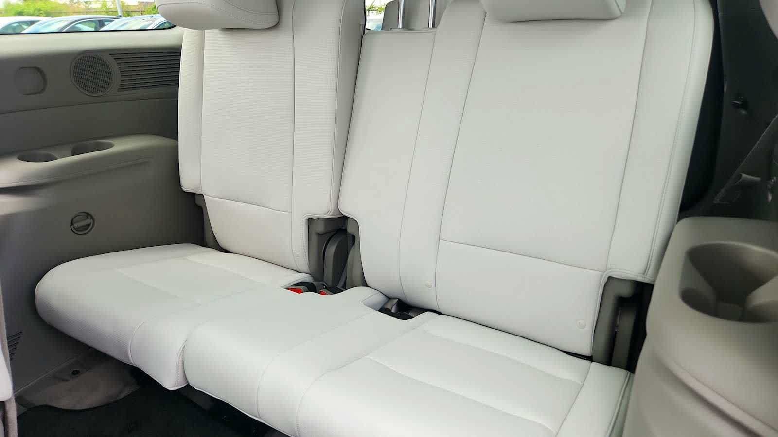 New 2026 Hyundai Palisade Limited FWD image 27