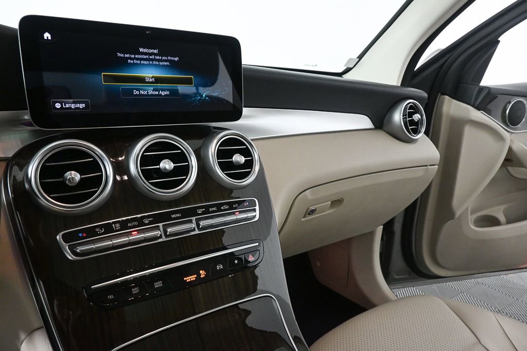 Certified 2022 Mercedes-Benz GLC 300 w/ Premium Package Lite image 13