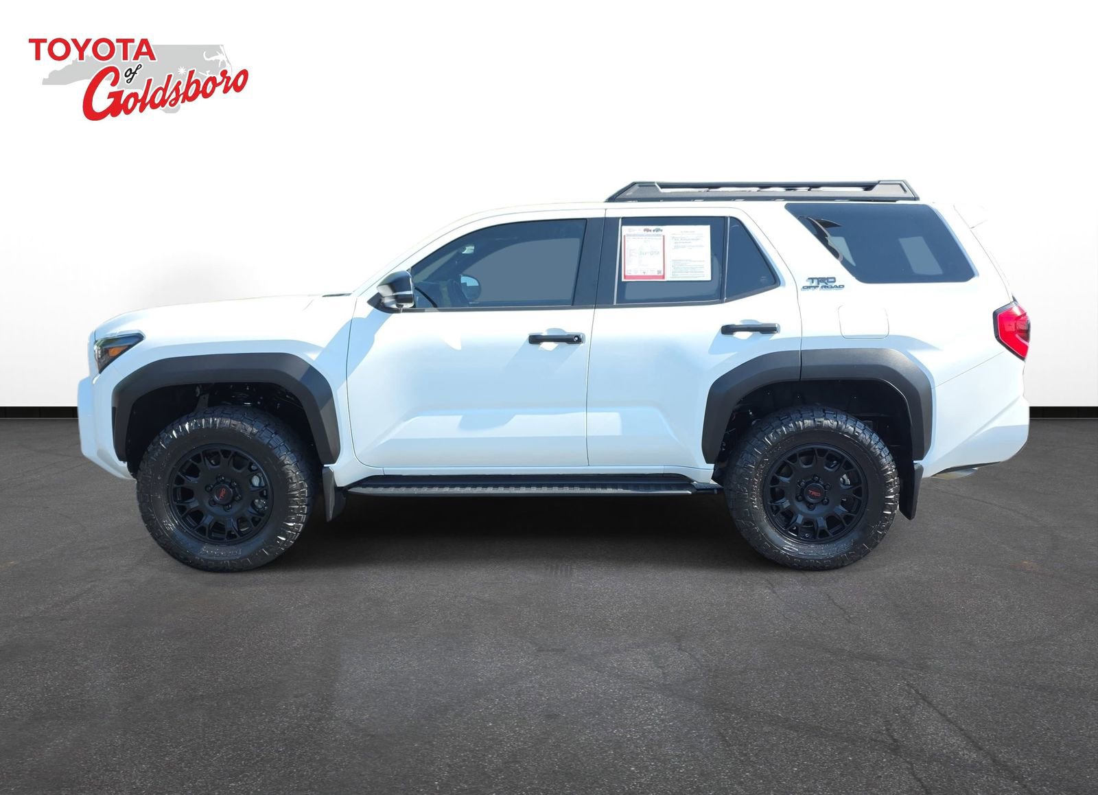 Used 2025 Toyota 4Runner TRD Off-Road Premium AWD/4WD image 8