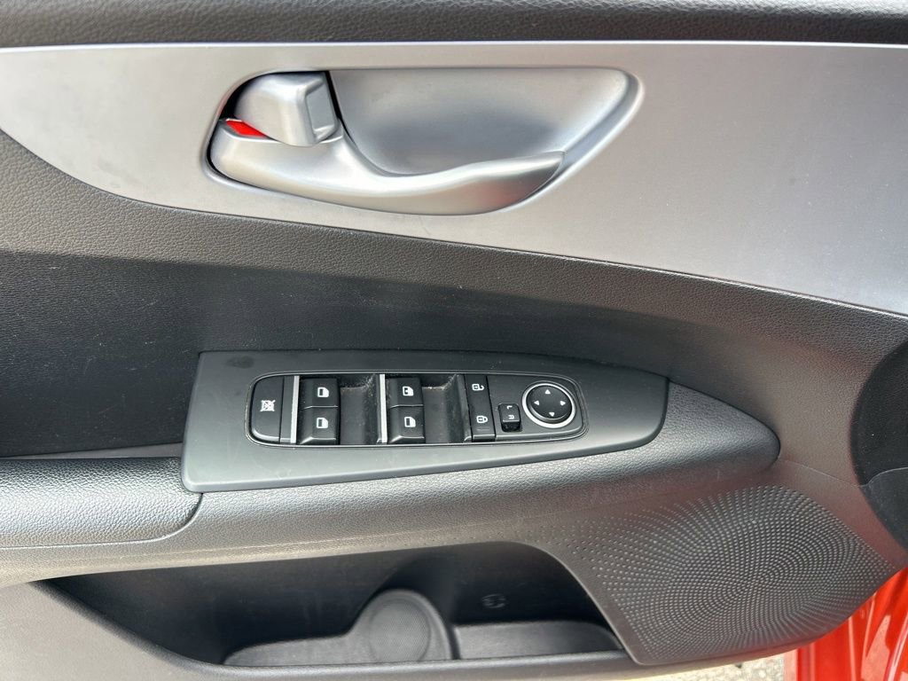 Used 2023 Kia Forte LXS image 18