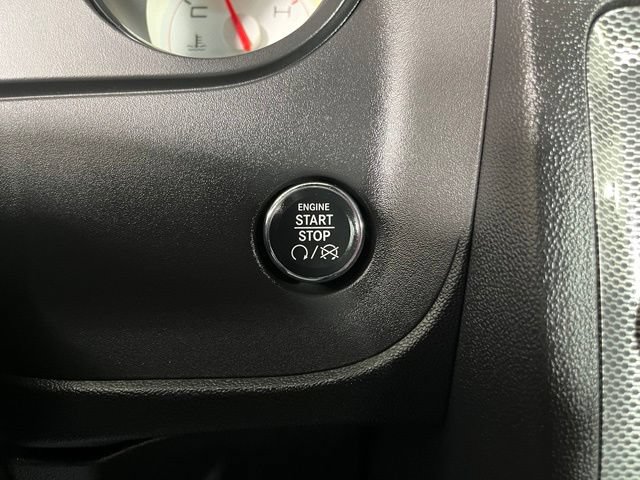 Used 2014 Dodge Challenger R/T Plus RWD image 22