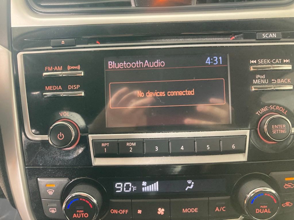 Used 2018 Nissan Altima 2.5 SV video 3