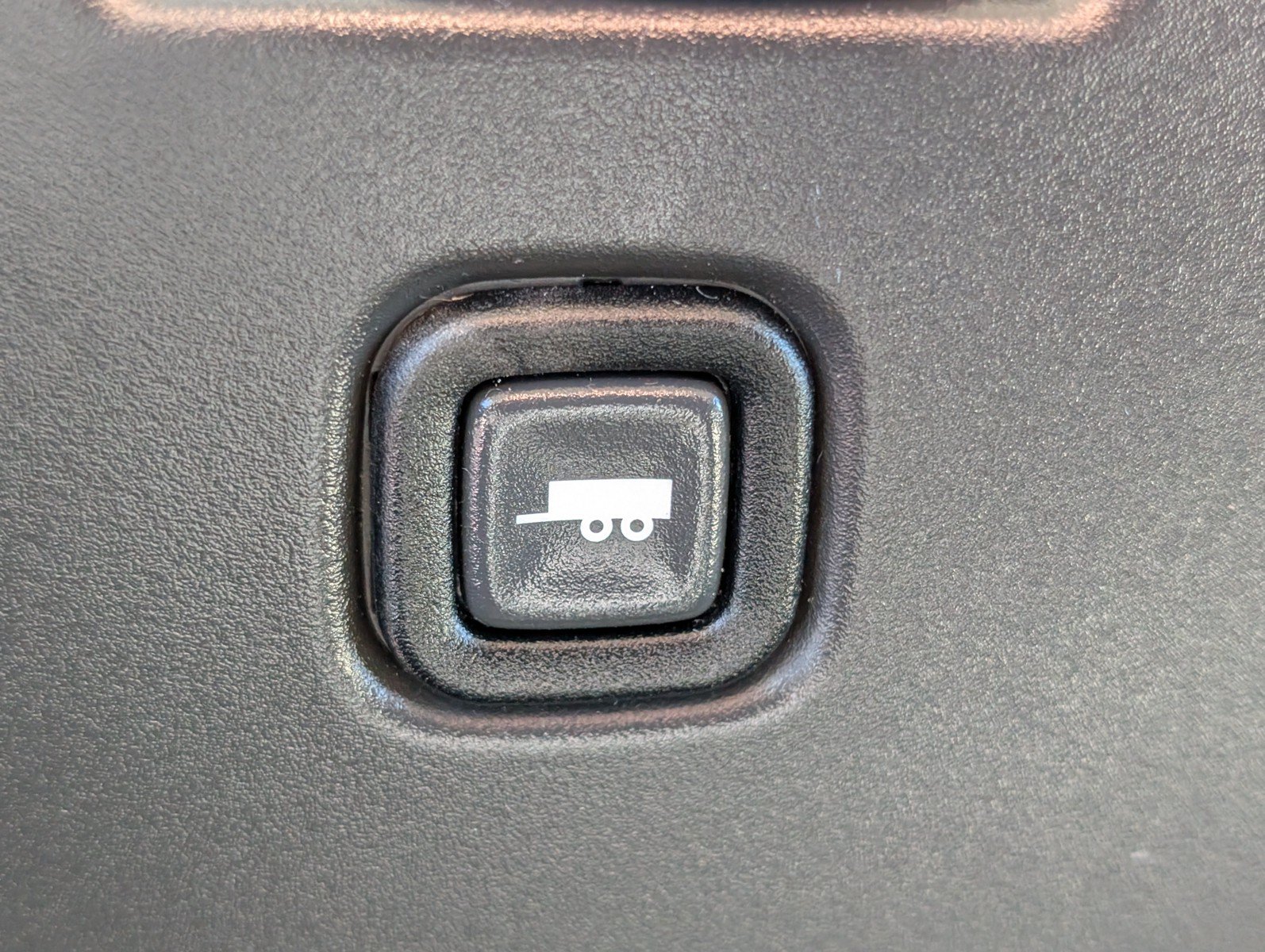 Used 2025 Chevrolet Express 3500 LT w/ LT Preferred Equipment Group RWD image 23