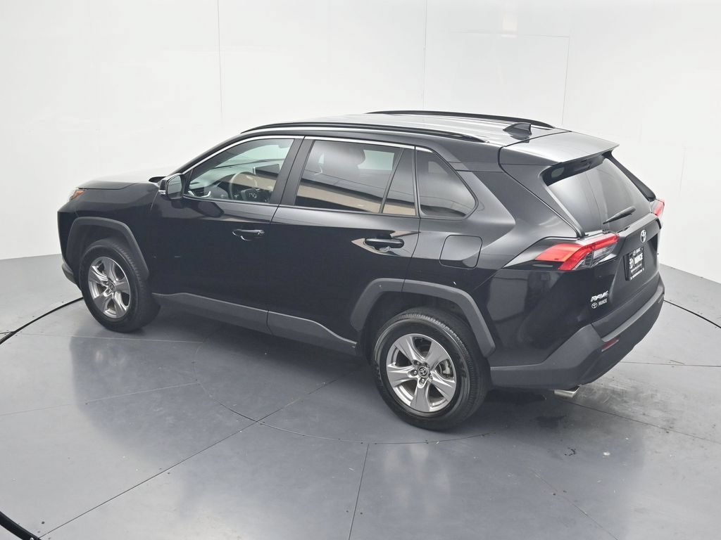 Used 2025 Toyota RAV4 XLE FWD image 56