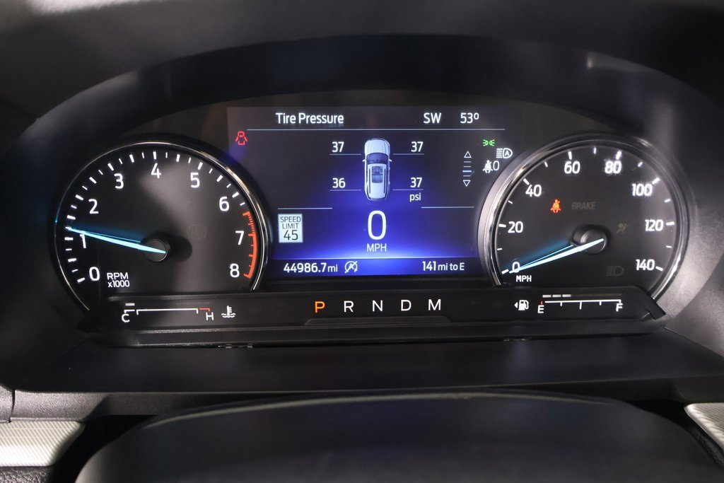 Used 2020 Ford Explorer XLT w/ Equipment Group 202A image 4