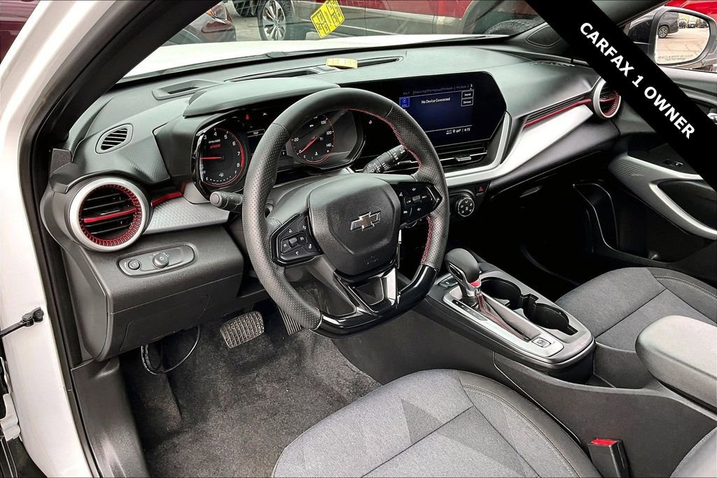 Used 2024 Chevrolet Trax RS image 16
