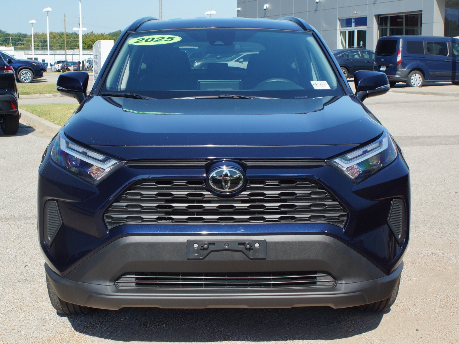 Used 2025 Toyota RAV4 XLE AWD/4WD image 23