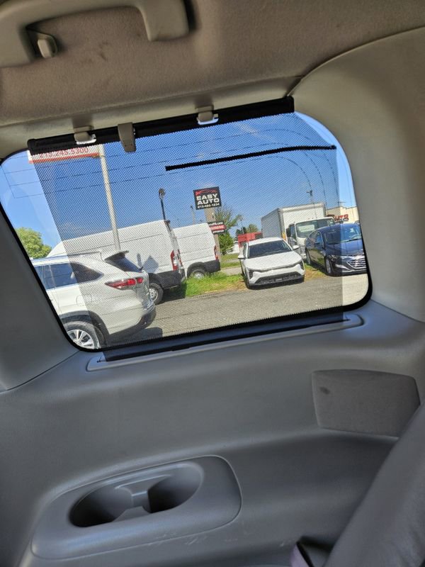 Used 2012 Nissan Quest LE w/ Tow Pkg FWD image 18