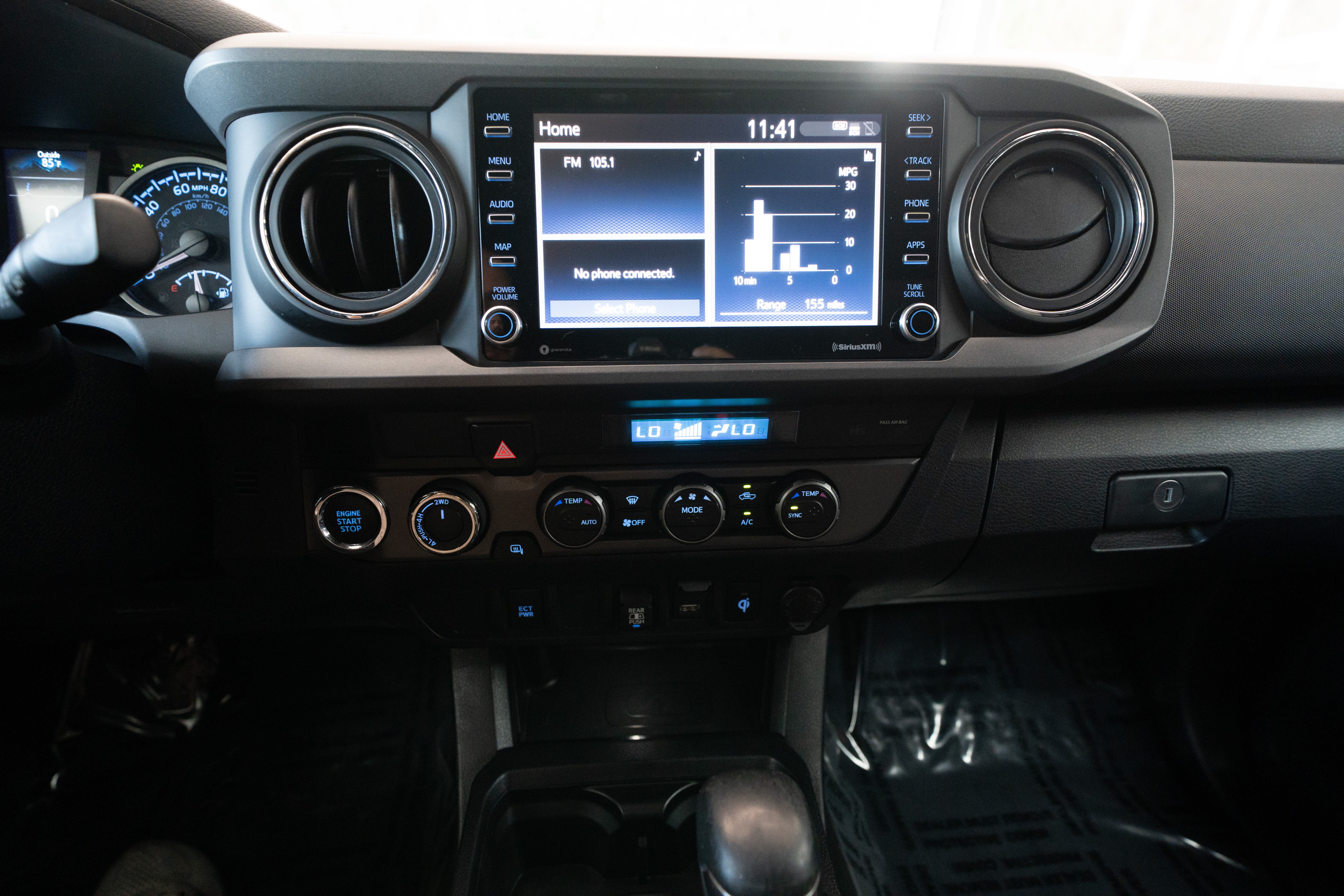 Used 2021 Toyota Tacoma TRD Sport AWD/4WD image 17