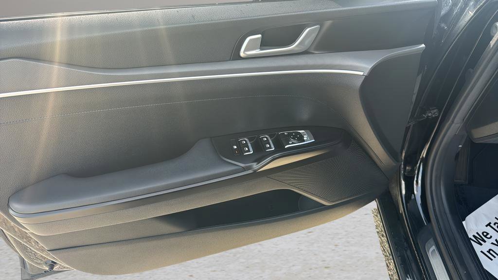 Used 2022 Kia K5 GT-Line image 17