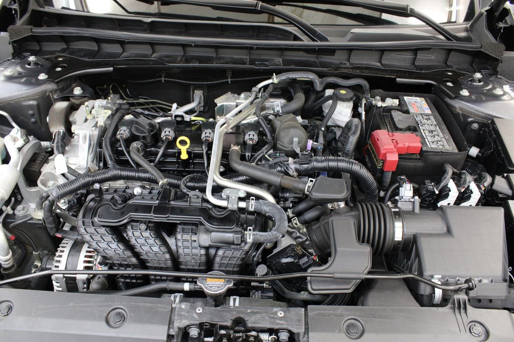 Used 2024 Nissan Altima 2.5 SV image 29