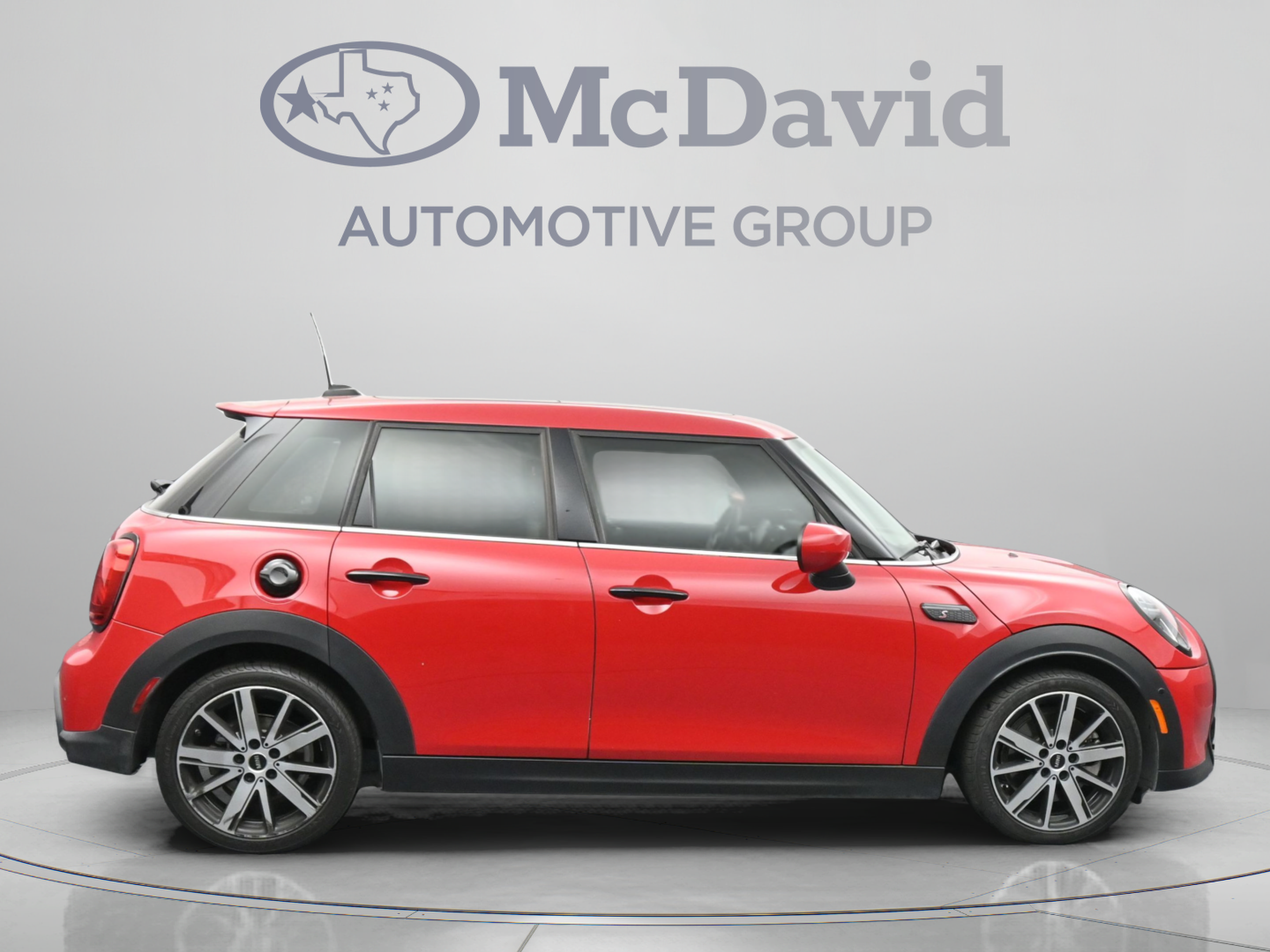 Used 2024 MINI Cooper S FWD image 9