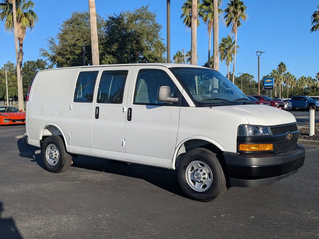 New 2025 Chevrolet Express 2500 w/ Driver Convenience Package video 2