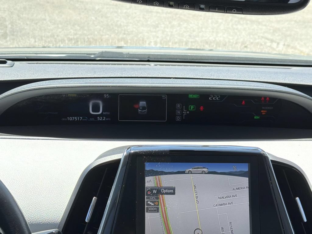 Used 2017 Toyota Prius Prime Advanced FWD image 16