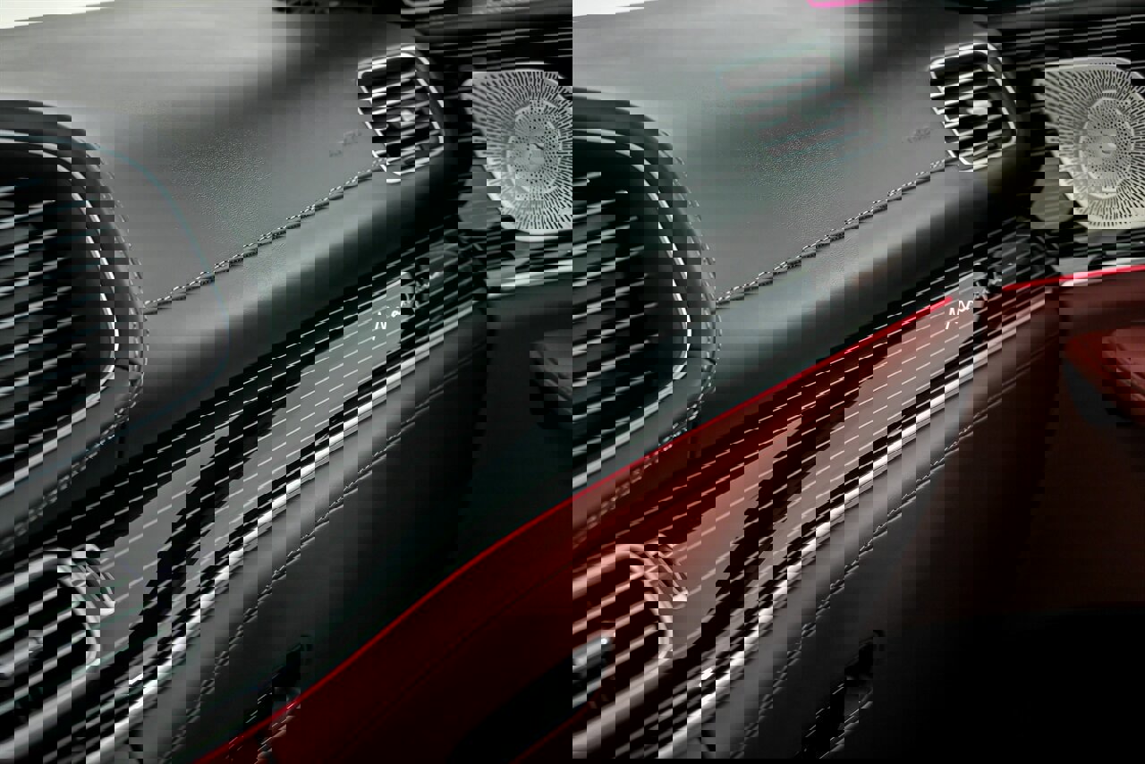 Used 2025 Mercedes-Benz Maybach GLS 600 4MATIC image 37