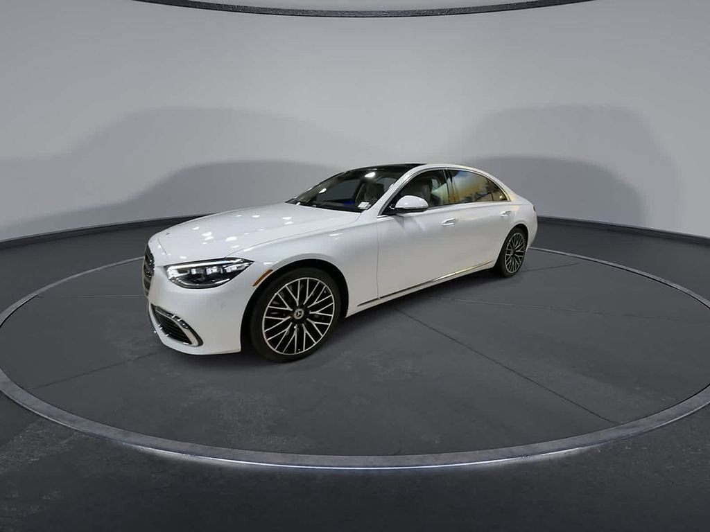 Used 2024 Mercedes-Benz S 580 4MATIC Sedan image 6
