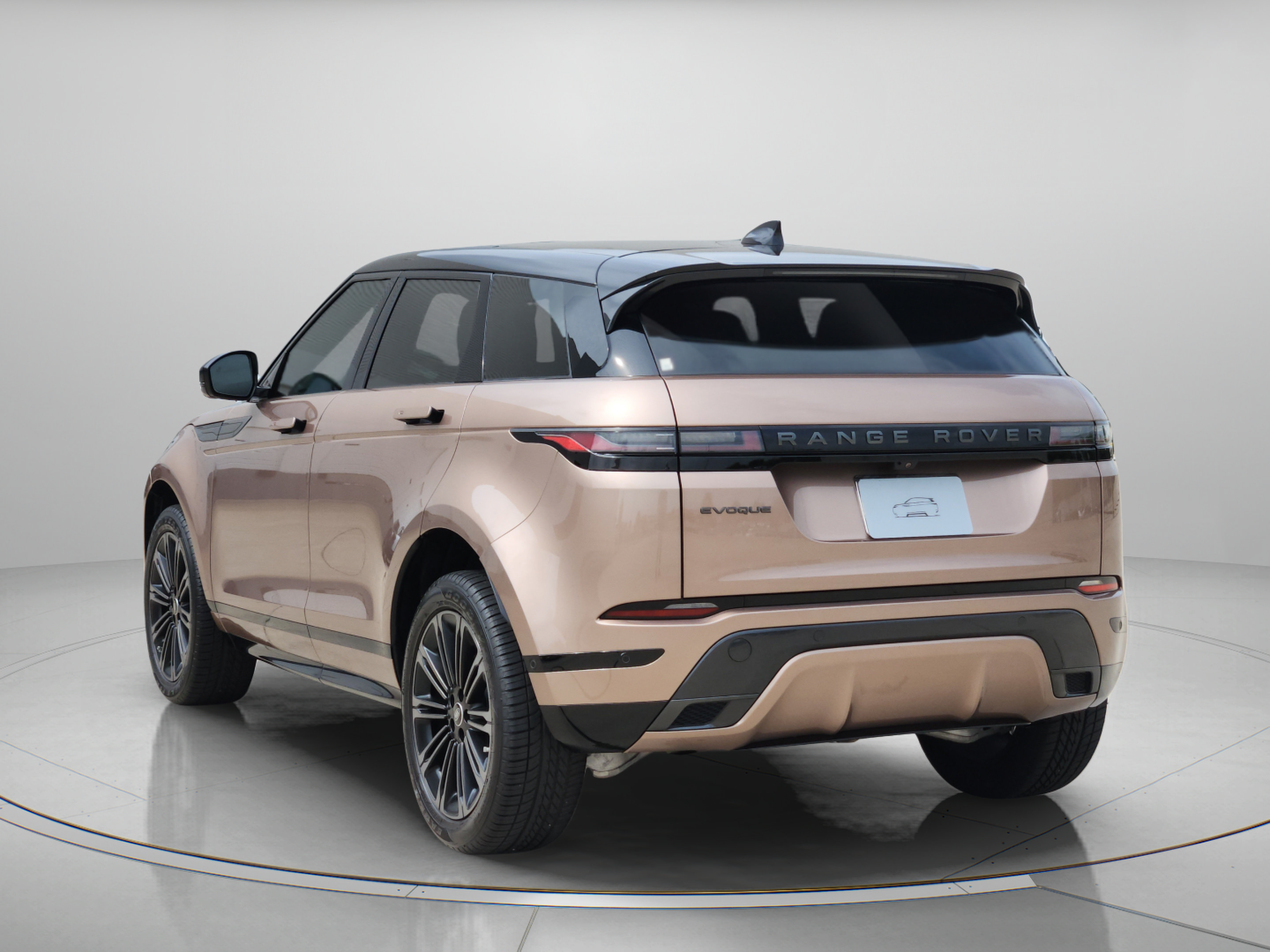 Certified 2026 Land Rover Range Rover Evoque Dynamic SE AWD/4WD image 3