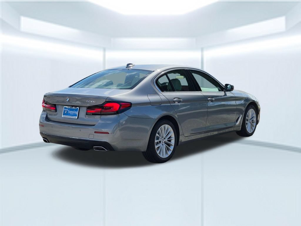Used 2023 BMW 530i w/ Premium Package RWD image 5