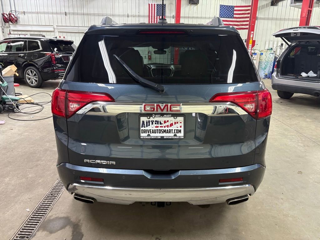 Used 2019 GMC Acadia Denali w/ Technology Package image 4