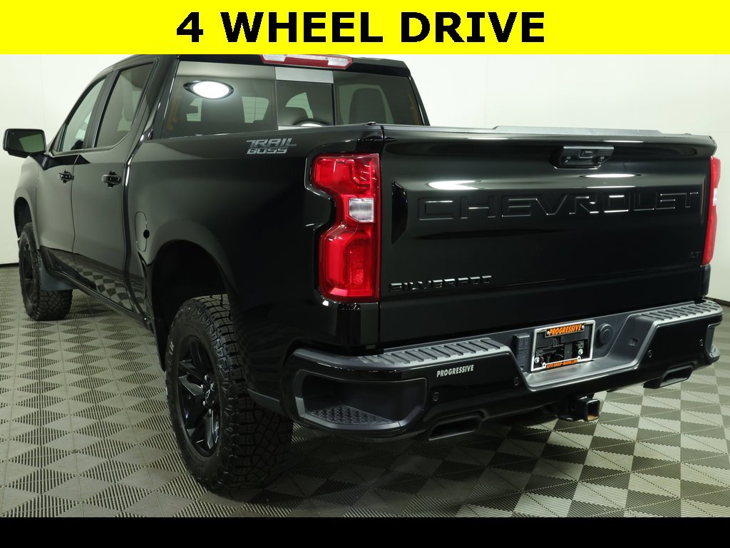 Used 2023 Chevrolet Silverado 1500 LT Trail Boss w/ LT Trail Boss Premium Package image 11