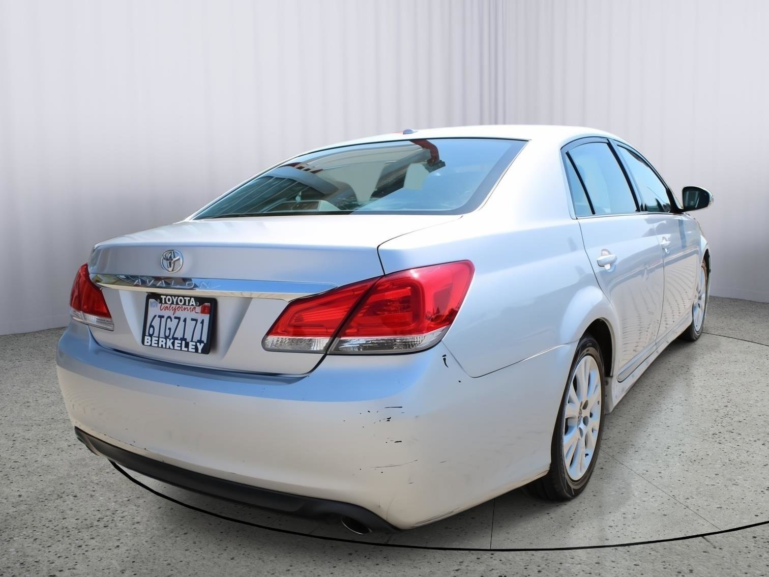 Used 2011 Toyota Avalon FWD image 8
