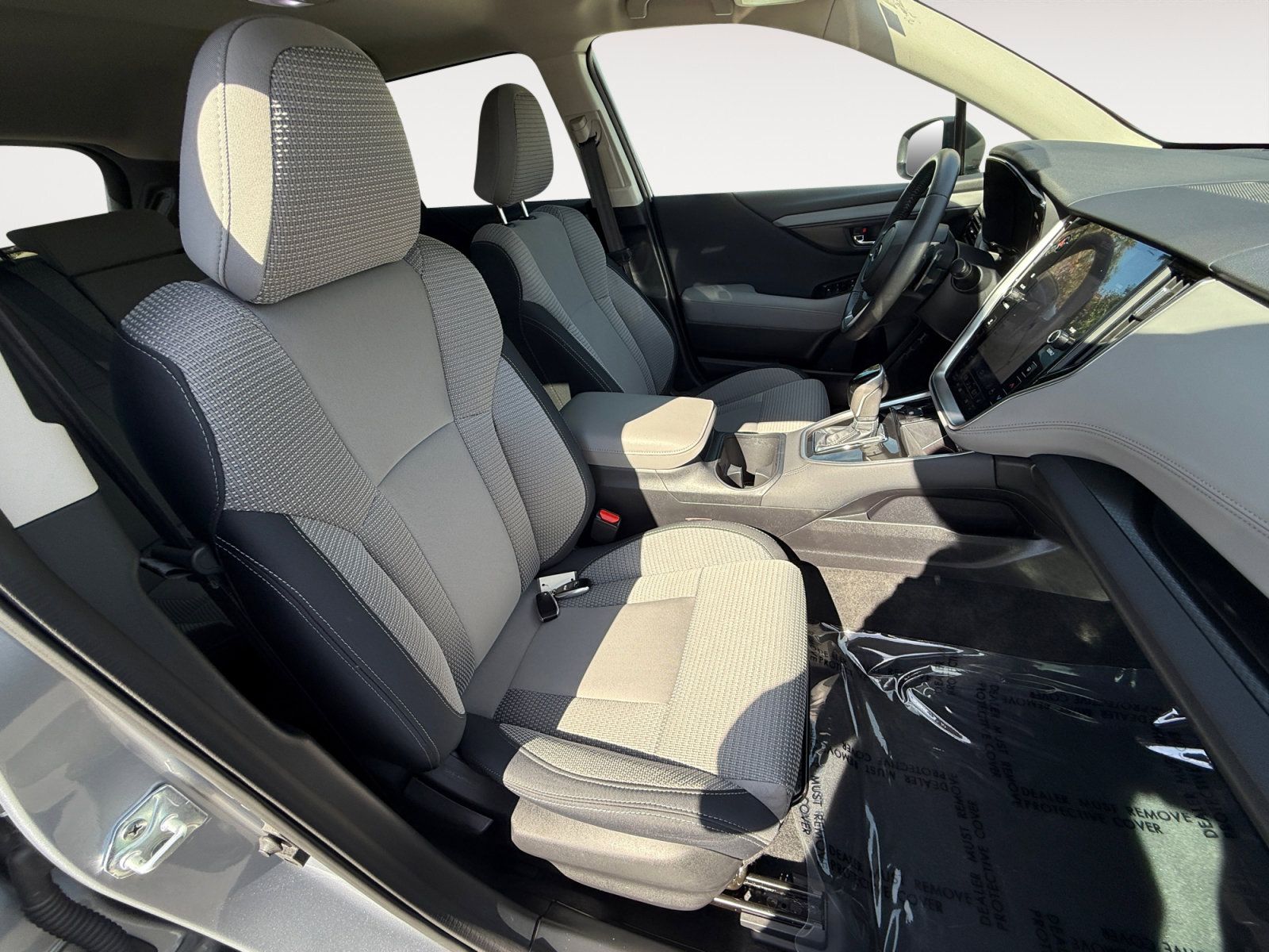 Used 2023 Subaru Outback Premium image 19