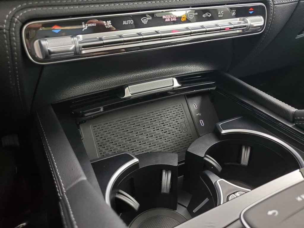 Used 2025 Mercedes-Benz GLE 450e 4MATIC image 27