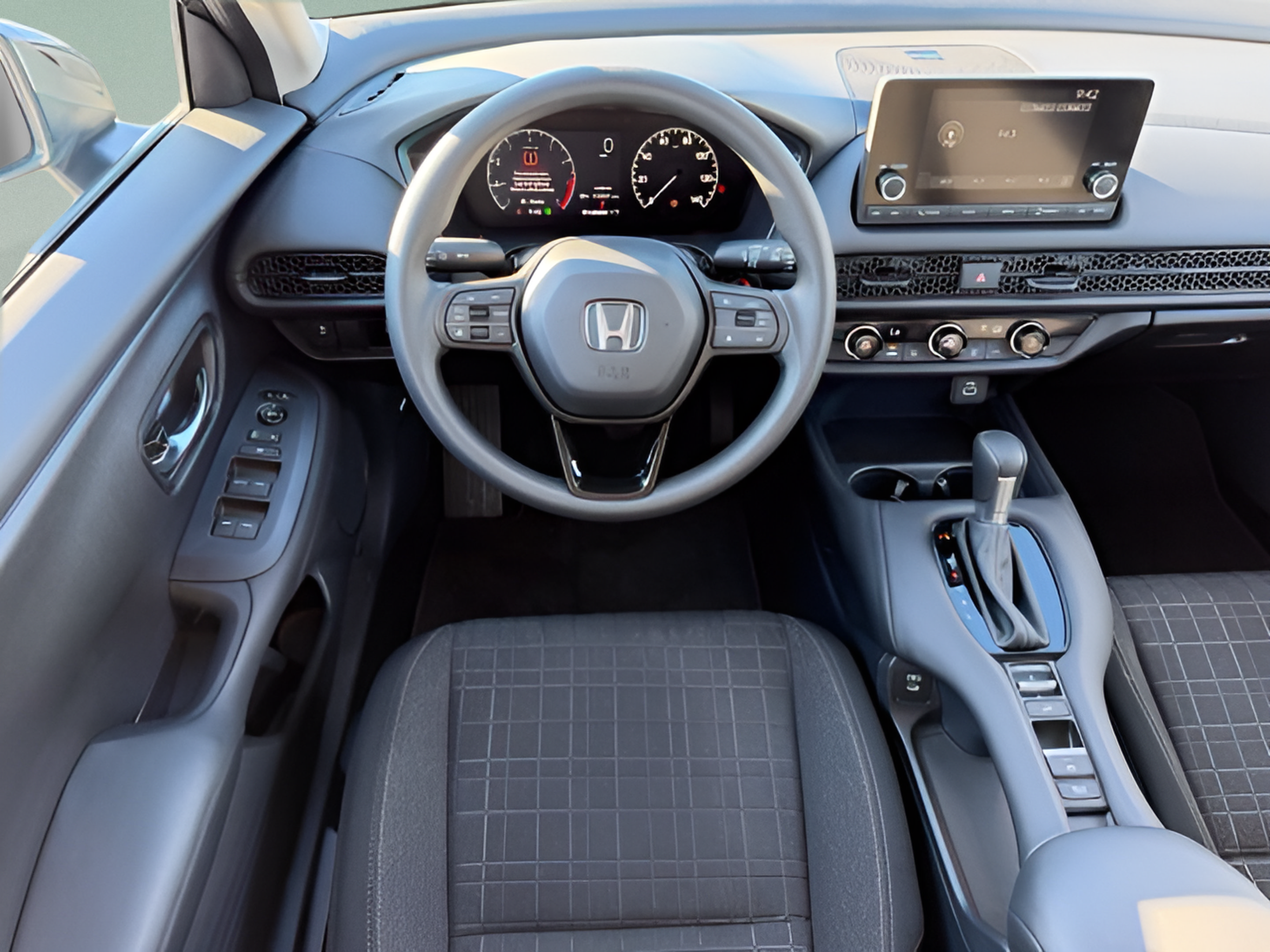Certified 2025 Honda HR-V LX image 11