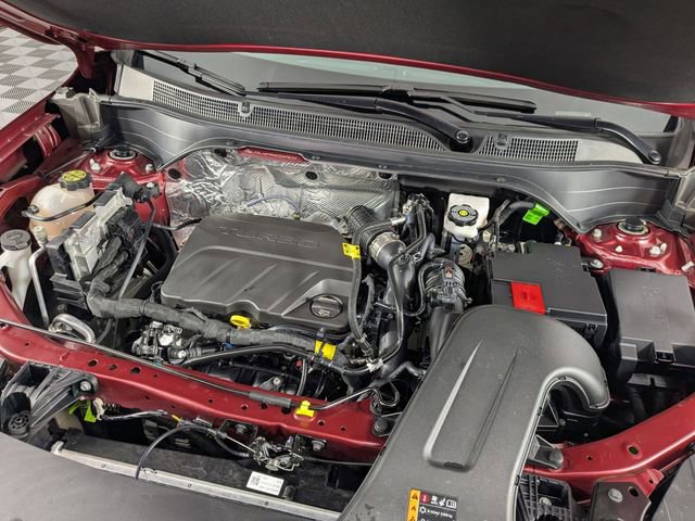 Used 2025 Chevrolet Trax LT w/ LT Convenience Package image 33