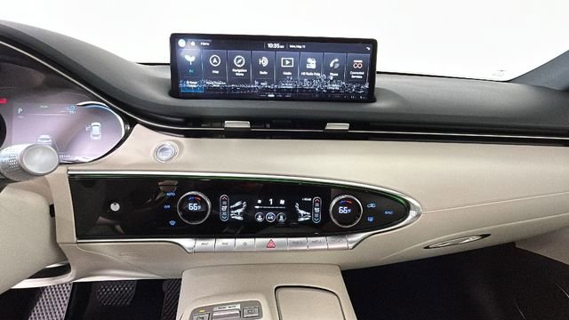 Used 2024 Genesis Electrified GV70 AWD/4WD image 24