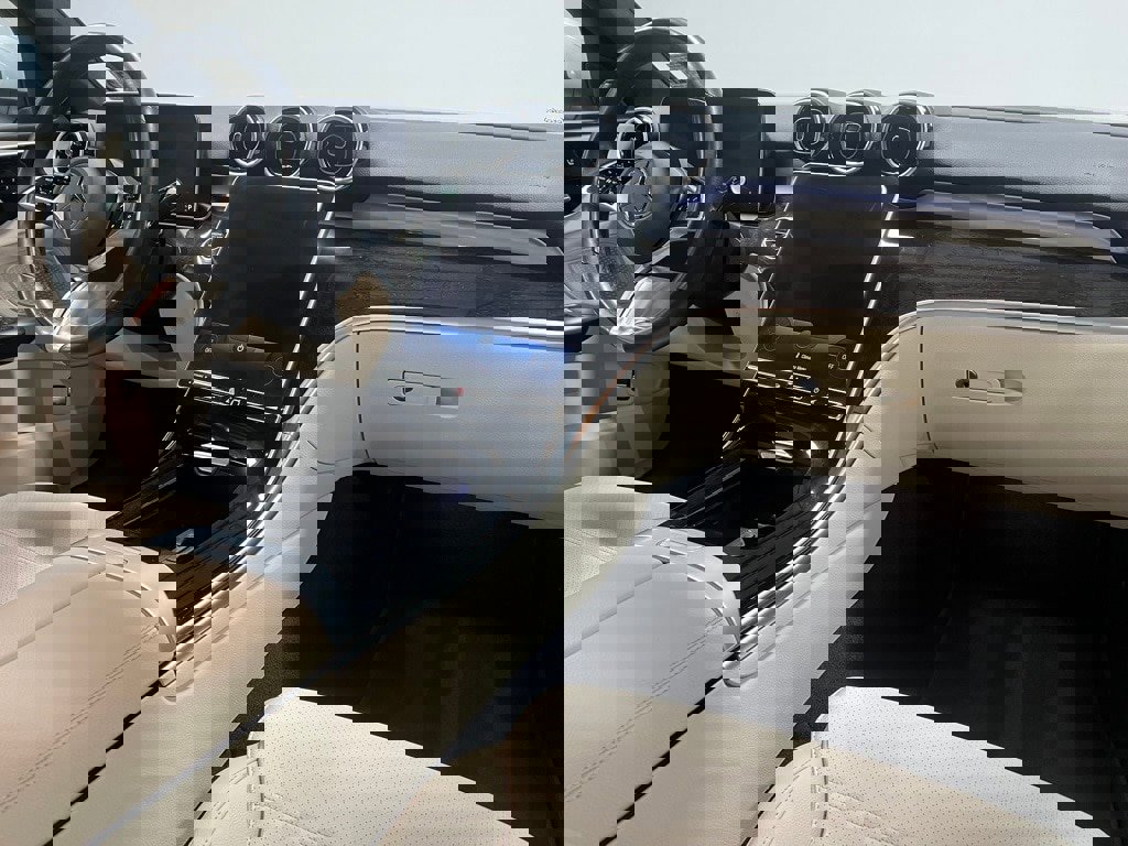 Used 2022 Mercedes-Benz C 300 4MATIC Sedan image 28