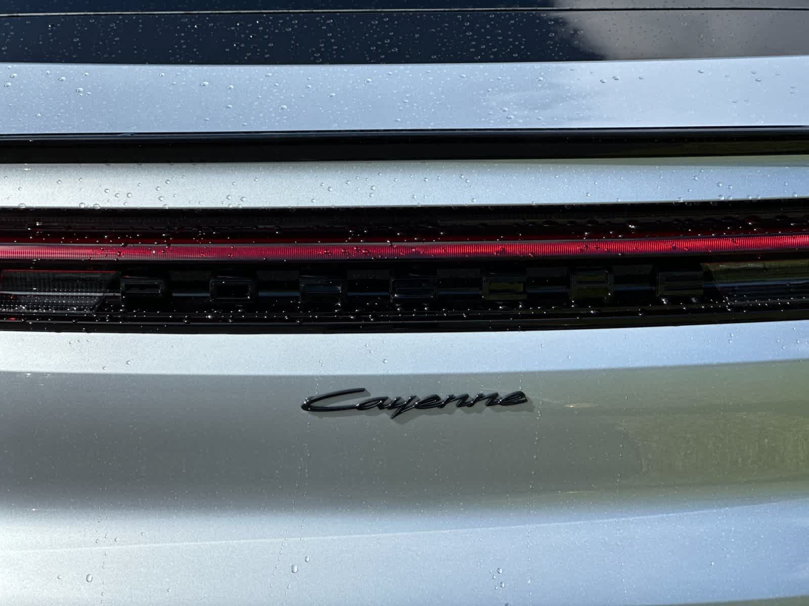 New 2026 Porsche Cayenne Coupe AWD/4WD image 33