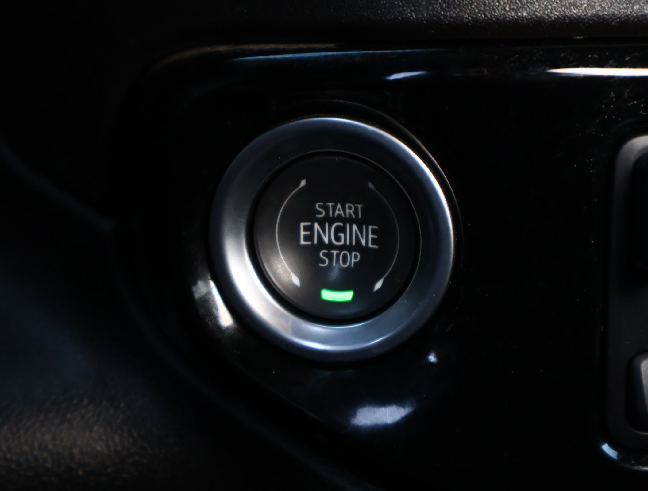 Used 2025 Chevrolet Silverado 1500 LT image 18