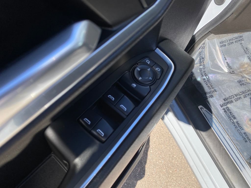 Used 2024 Chevrolet Silverado 1500 LT AWD/4WD image 11