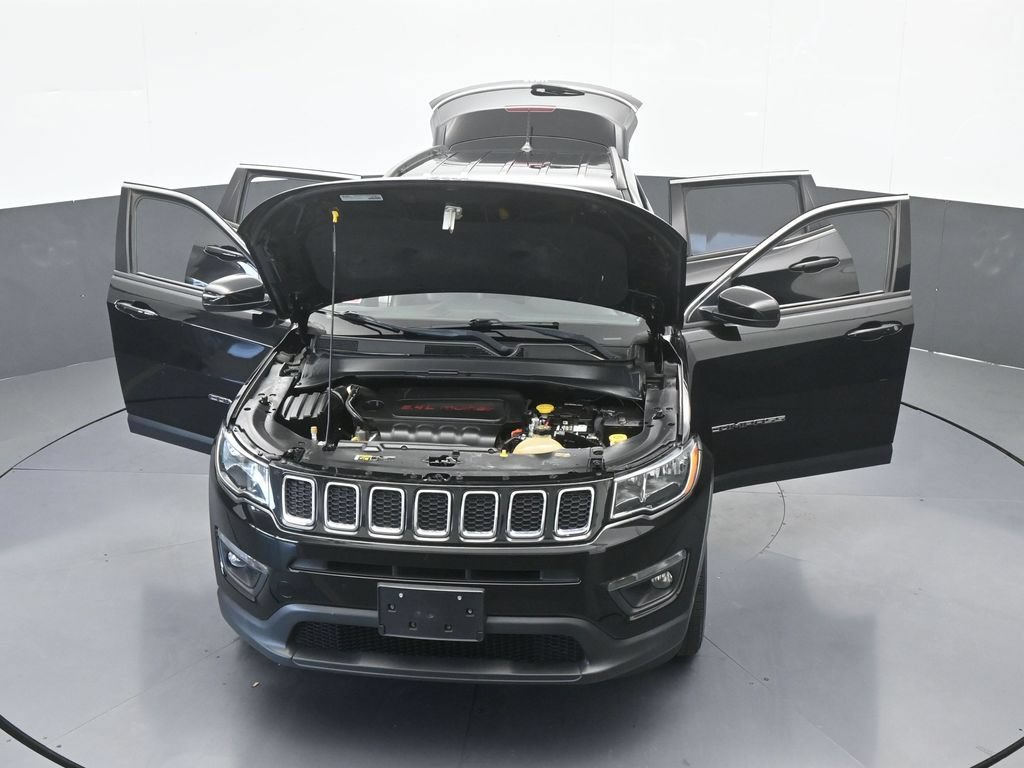 Used 2018 Jeep Compass Latitude w/ Popular Equipment Group AWD/4WD image 73