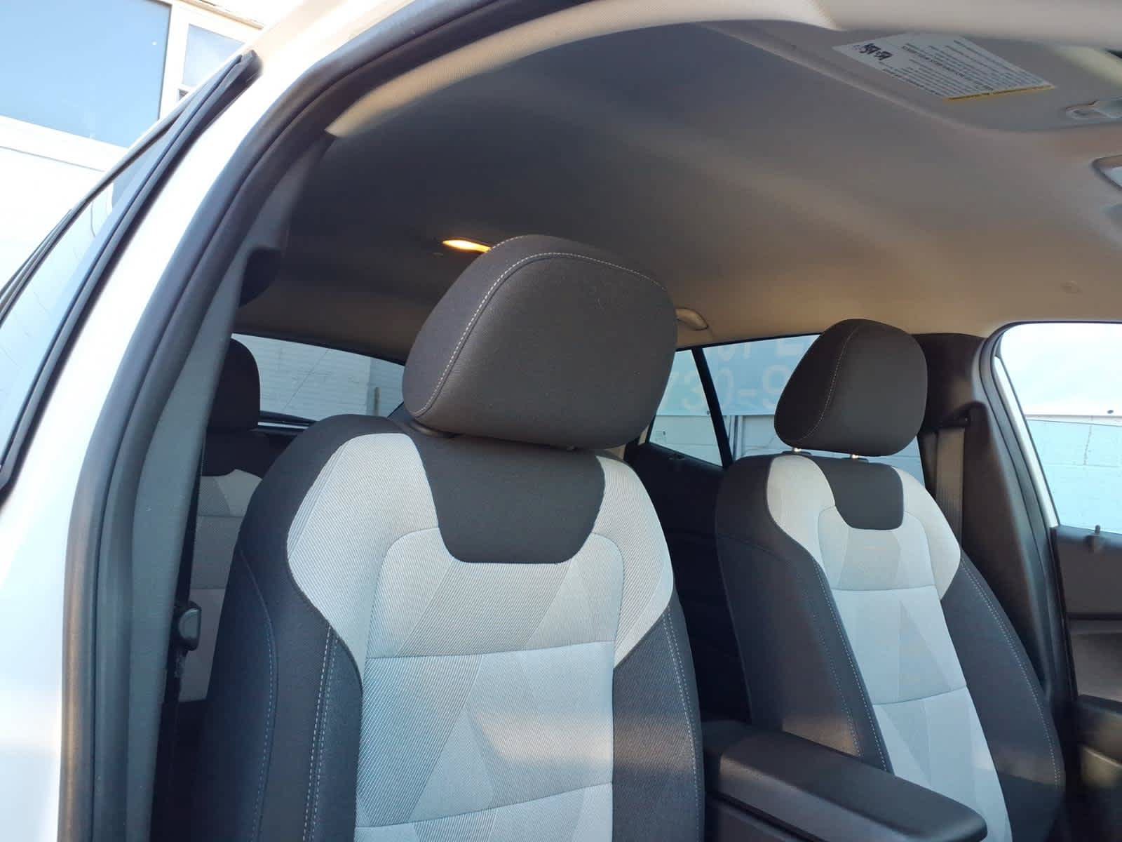Used 2025 Chevrolet Trax LS w/ LS Convenience Package FWD image 22