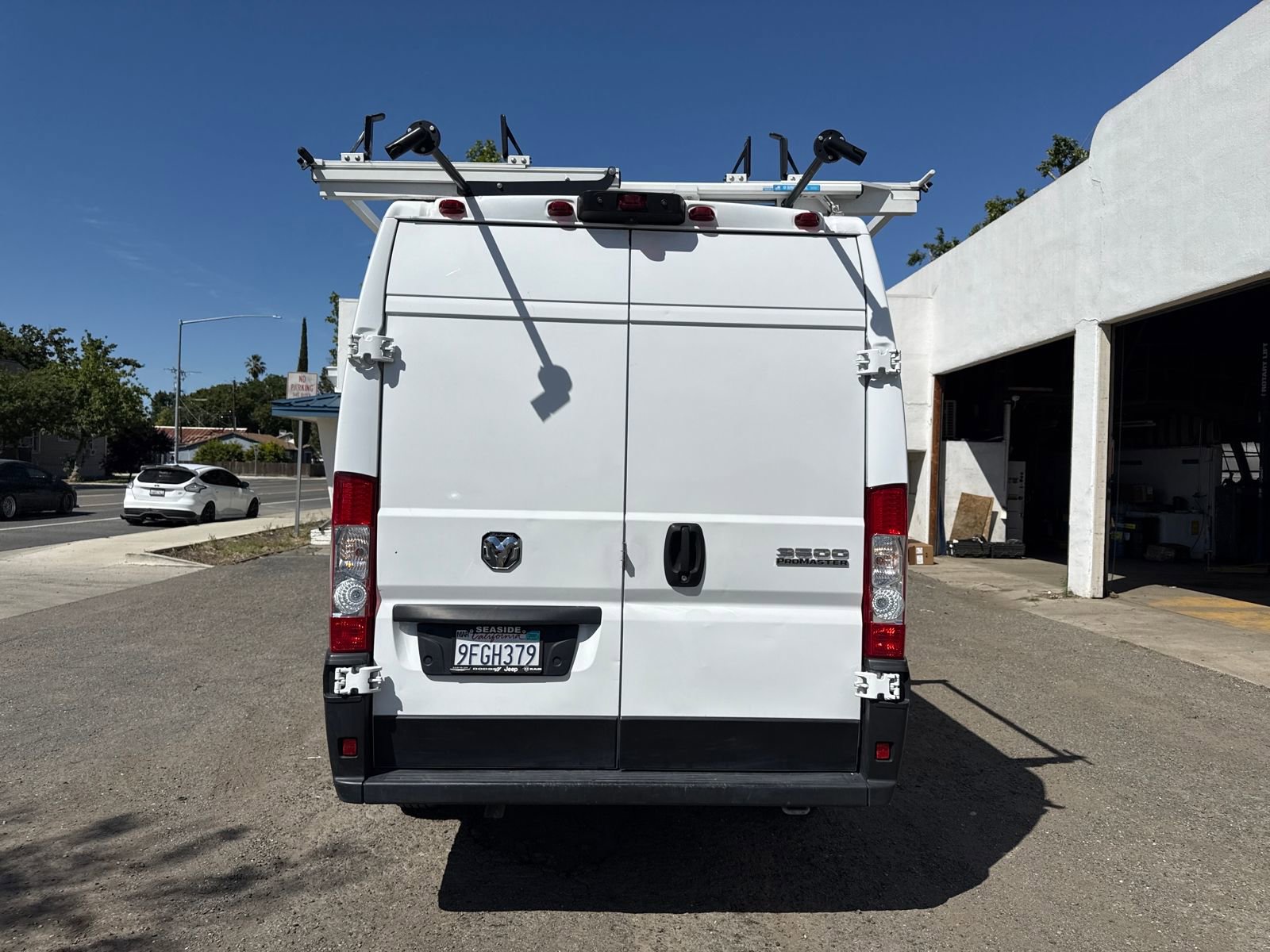 Used 2023 RAM ProMaster 3500 FWD image 4