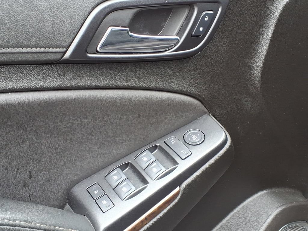 Used 2020 Chevrolet Tahoe 2WD w/ Remote Keyless Entry Package image 28
