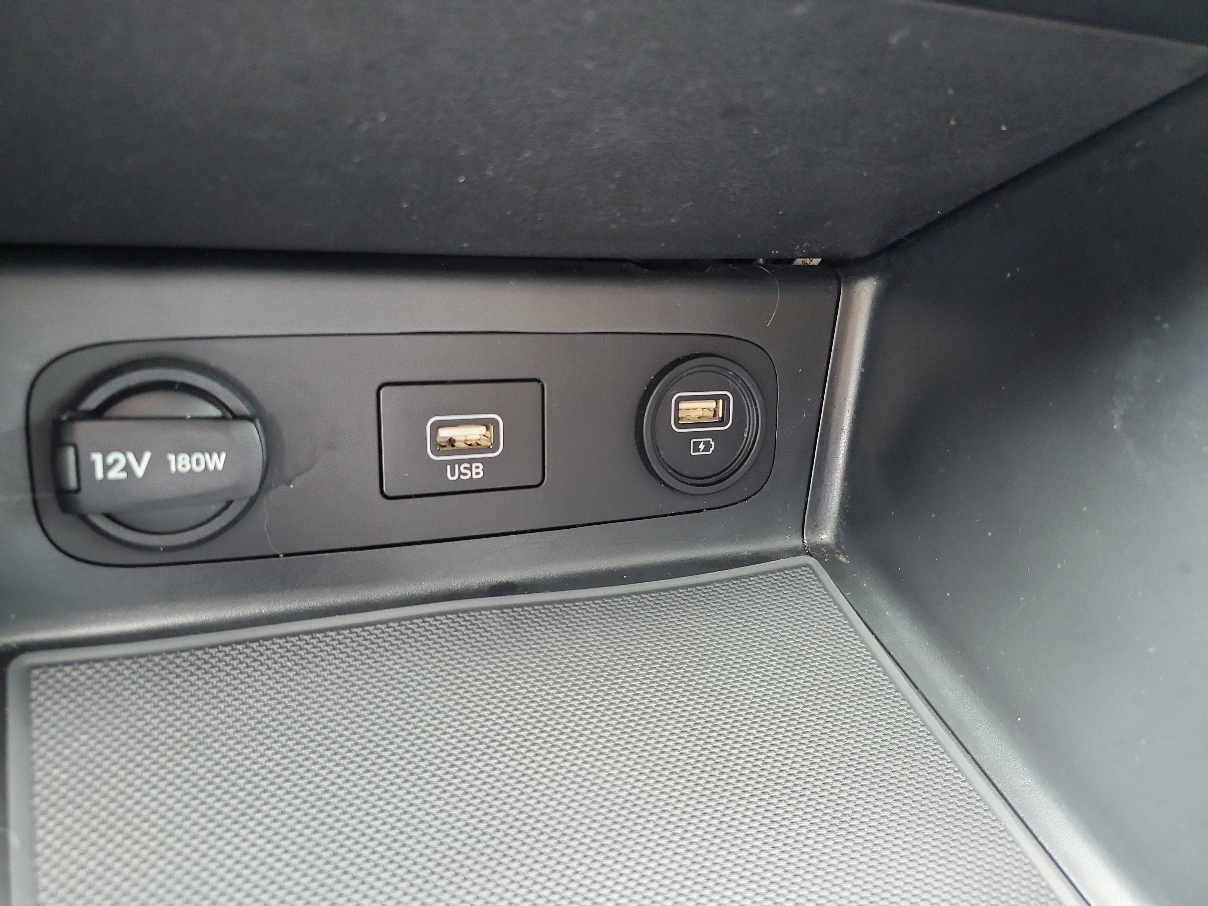 Used 2023 Hyundai Sonata SE w/ Preferred Accessory Package FWD image 26
