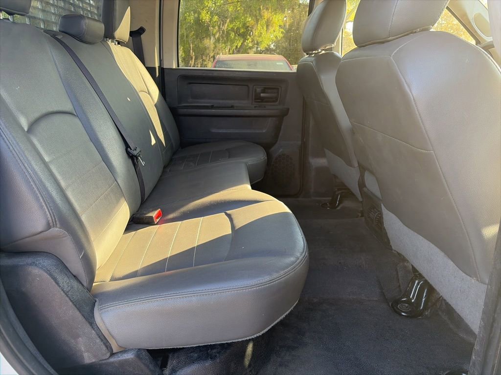 Used 2017 RAM 3500 Tradesman w/ Chrome Appearance Group image 12