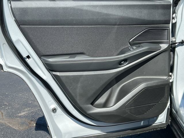 New 2026 Jeep Cherokee Laredo image 32