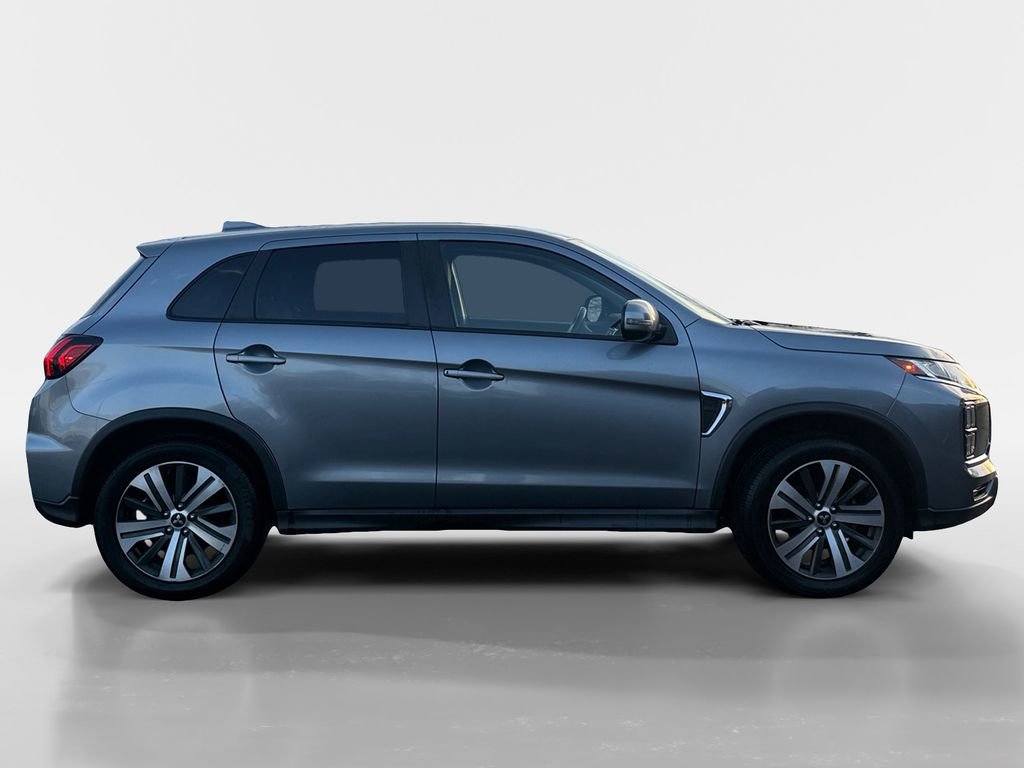 Used 2022 Mitsubishi Outlander Sport SE AWD/4WD image 3