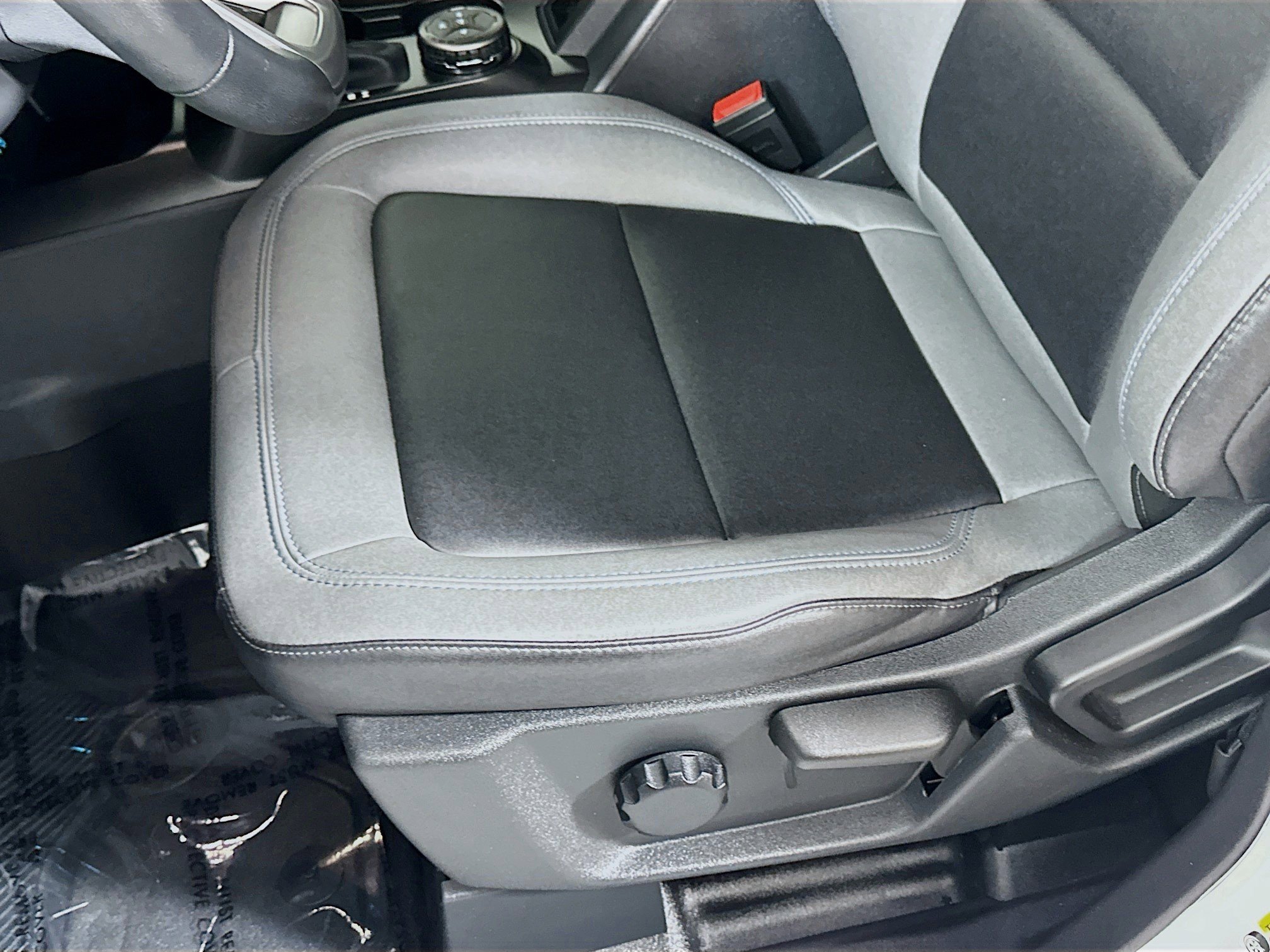 Used 2023 Ford Bronco Black Diamond image 15